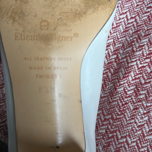 Etienne Aigner Women's Cream and Yellow Pumps - Picture 7 of 15